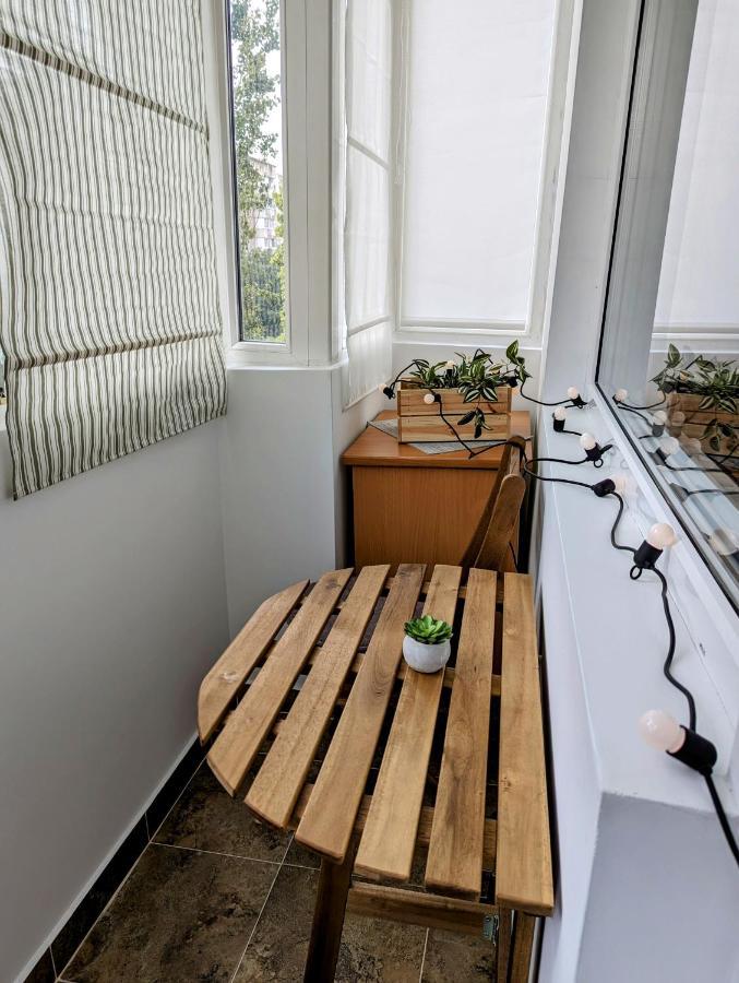 Sebastian Studio Apartment Bukarest Kültér fotó