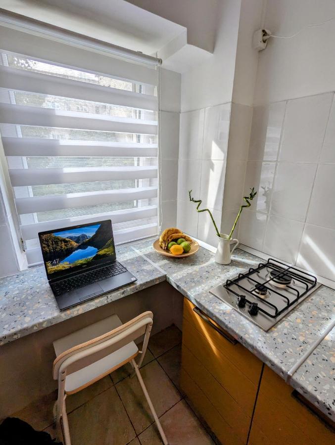 Sebastian Studio Apartment Bukarest Kültér fotó